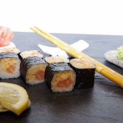 Spicy Sake Maki - 15